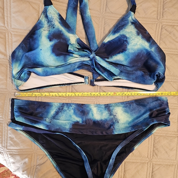 Baithing Suits - 2 peice - Picture 6 of 9